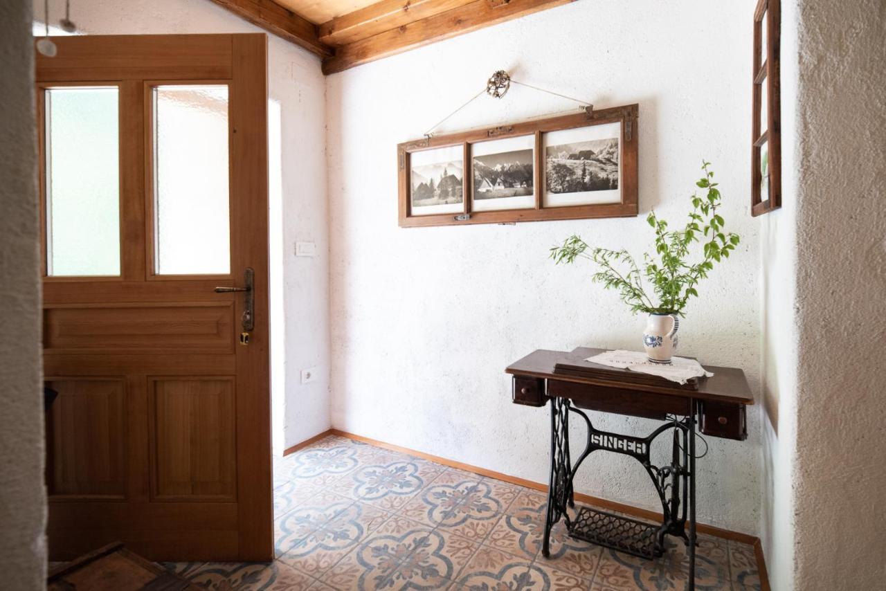 Wild Flower Cottage In Trenta Exterior foto